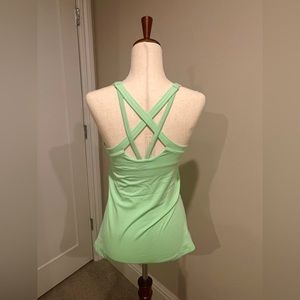 Lululemon Green Workout Top Size 8